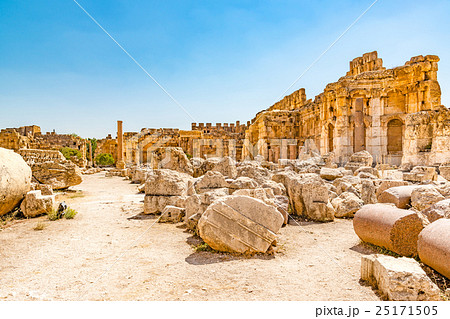 世界遺産バールベック(レバノン、ベカー高原) 世界遺産バールベック(レバノン、ベカー高原) 25171505