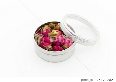 紅茶用バラのつぼみ: Red Rose Buds 25171782