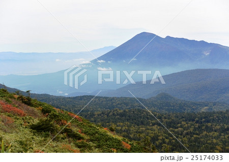 岩手山と紅葉 岩手山と紅葉 25174033