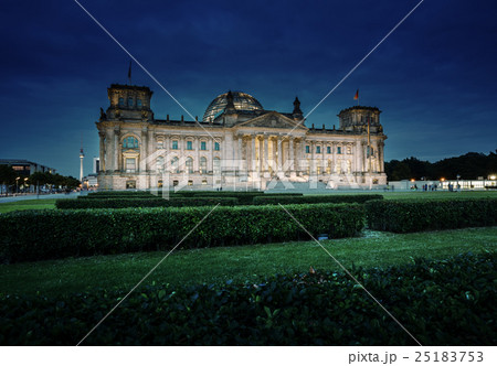 Reichstag building (German parliament), Berlin 25183753