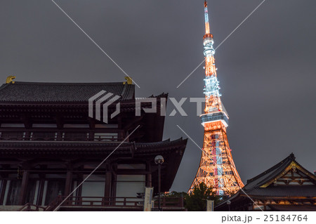 東京タワー ランドマークライト 夏バージョンの写真素材