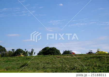 圏央道 境古河～つくば中央間建設中 境町ふれあいの里公園付近 2016年9月末　望遠 25188011