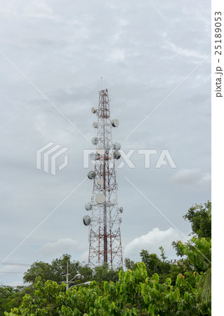 Communications tower on cloudy background 25189053