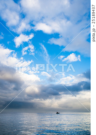 海 25189437