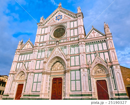 The Basilica di Santa Croce - famous Franciscan The Basilica di Santa Croce - famous Franciscan 25190327