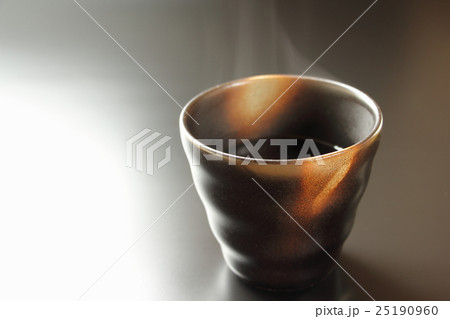 焼酎のお湯割り 焼酎のお湯割り 25190960
