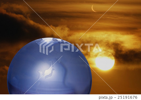 地球と月と太陽_392 地球と月と太陽_392 25191676