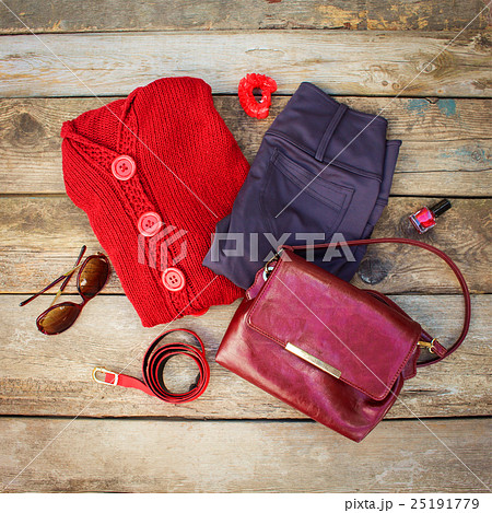 Women's autumn clothing and accessories Women's autumn clothing and accessories 25191779
