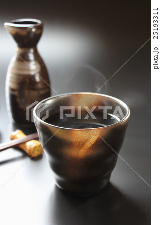 焼酎のお湯割り 焼酎のお湯割り 25193311