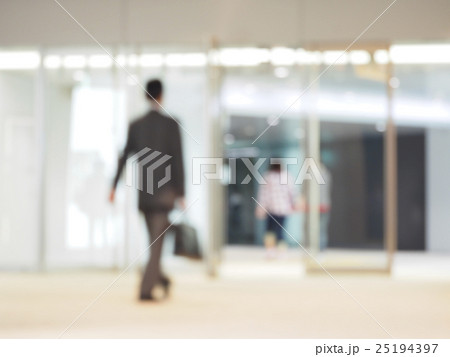 ビジネスマン・ボケ表現 ビジネスマン・ボケ表現 25194397