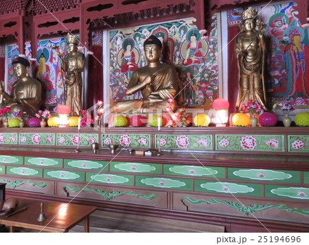 普賢寺・大雄殿本尊（北朝鮮・香山郡） 25194696