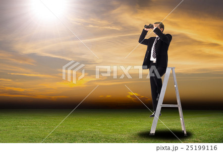 Business vision looking forword with binoculars 25199116
