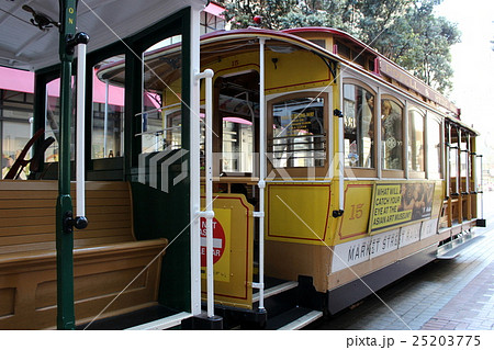 サンフランシスコ　ケーブルカー 25203775