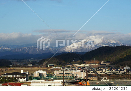 冬の伊吹山遠景（彦根城より） 25204252