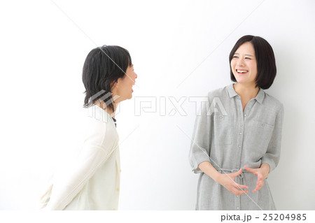 親子イメージ　母娘 25204985