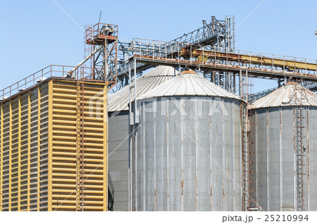 Storage facility cereals, and bio gas production 25210994
