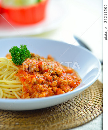 spaghetti with tomato beef sauce spaghetti with tomato beef sauce 25211509