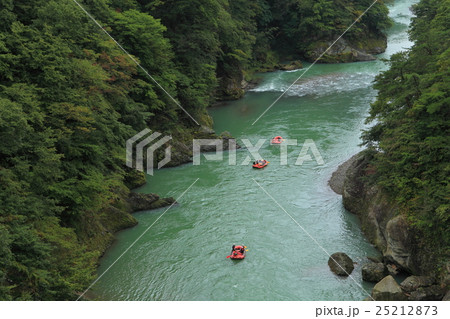 鬼怒楯岩大吊橋から鬼怒川 鬼怒楯岩大吊橋から鬼怒川 25212873