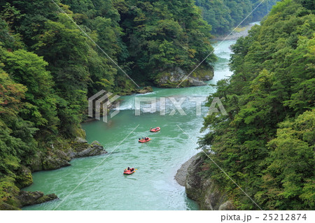 鬼怒楯岩大吊橋から鬼怒川 鬼怒楯岩大吊橋から鬼怒川 25212874