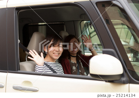 女性ふたりでドライブ 女性ふたりでドライブ 25214134