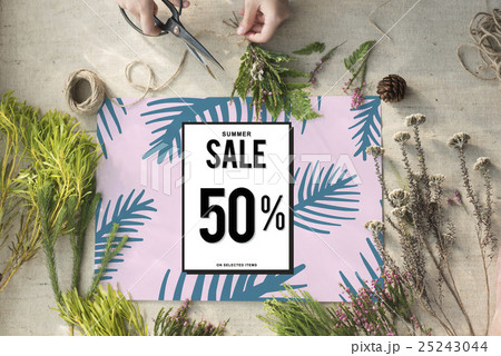 Sale Discount Shopping Shopaholics Promotion Concept 25243044