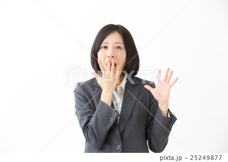 ビジネス 驚く 若い女性 ビジネス 驚く 若い女性 25249877