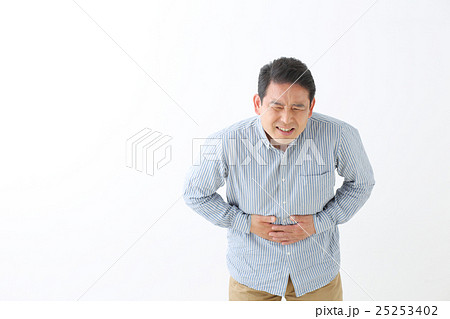 体調不良　ミドル男性 25253402