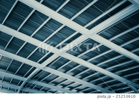 Metal sheet and Steel Beams under warehouse roof 25253610