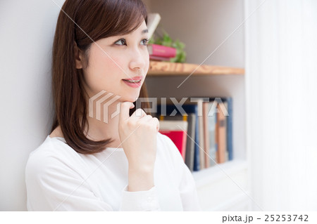 女性　ライフスタイルイメージ 25253742