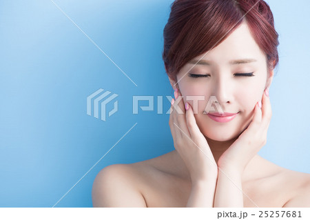 beauty woman smile to you beauty woman smile to you 25257681