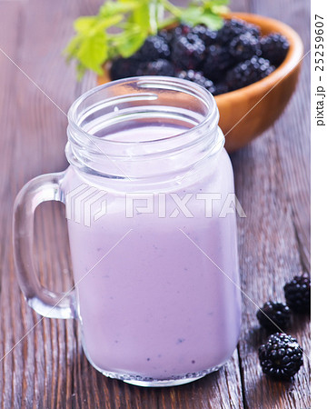 yogurt 25259607