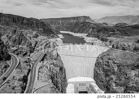 Hoover dam from the Bypass bridge 25260554