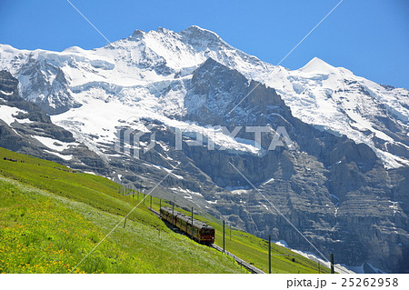 ユングフラウ鉄道　登山電車 04 25262958