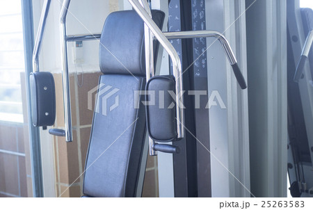 Gym exercise weights machine 25263583