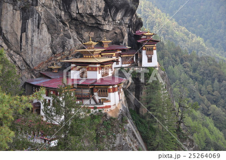 タクツァン僧院の写真素材 [25264069] PIXTA