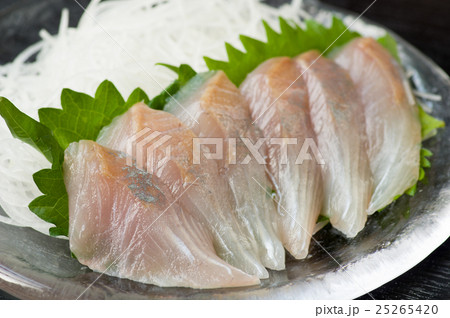 カンパチの刺し身 25265420