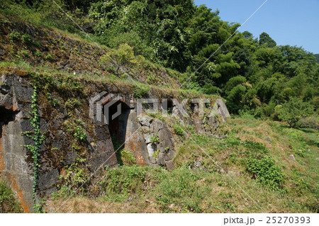 世界遺産石見銀山の銀山地区清水谷精錬所跡 25270393