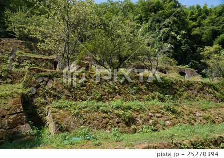 世界遺産石見銀山の銀山地区清水谷精錬所跡 25270394