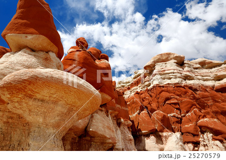 Sandstone formations of Blue Canyon, Arizona Sandstone formations of Blue Canyon, Arizona 25270579