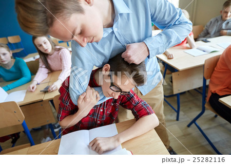 student boy suffering of classmate mockery 25282116