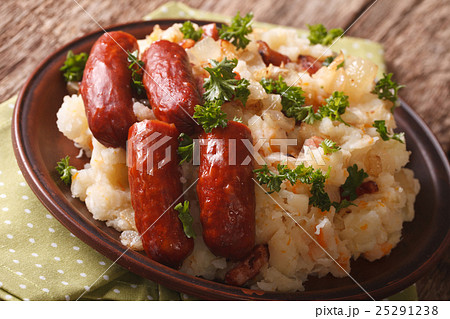 stamppot mashed potatoes, cabbage and carrots stamppot mashed potatoes, cabbage and carrots 25291238