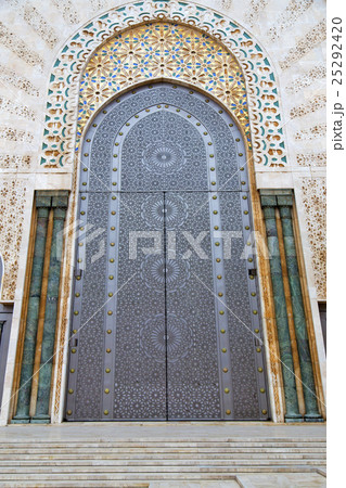 historical marble in antique building door historical marble in antique building door 25292420