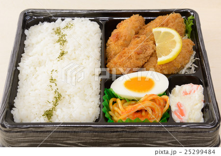 おいしいカキフライ弁当 おいしいカキフライ弁当 25299484