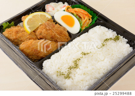 おいしいカキフライ弁当 おいしいカキフライ弁当 25299488