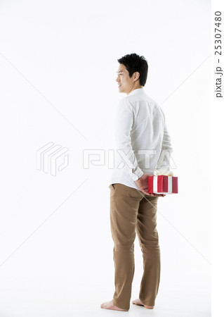 A portrait of a Happy Asian Family 25307480