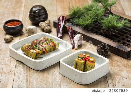 Korean Traditional Food - Kimchi (Fermented/Pickled Cucumber,Asian Cuisine) Korean Traditional Food - Kimchi (Fermented/Pickled Cucumber,Asian Cuisine) 25307680
