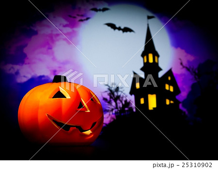Halloween night background with scary house and bat and pumpkin 25310902