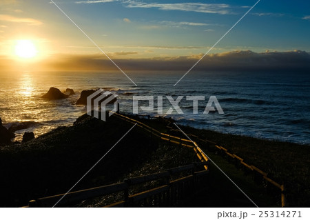 霧多布岬・朝景 (72) 25314271