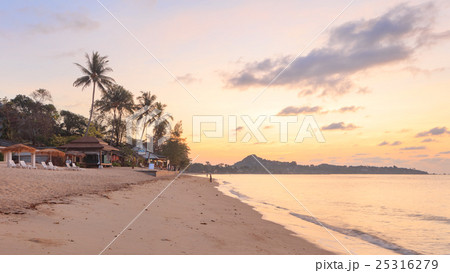 Asian tropical beach paradise 25316279