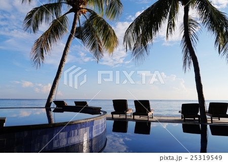 余暇 休暇 休日 25319549